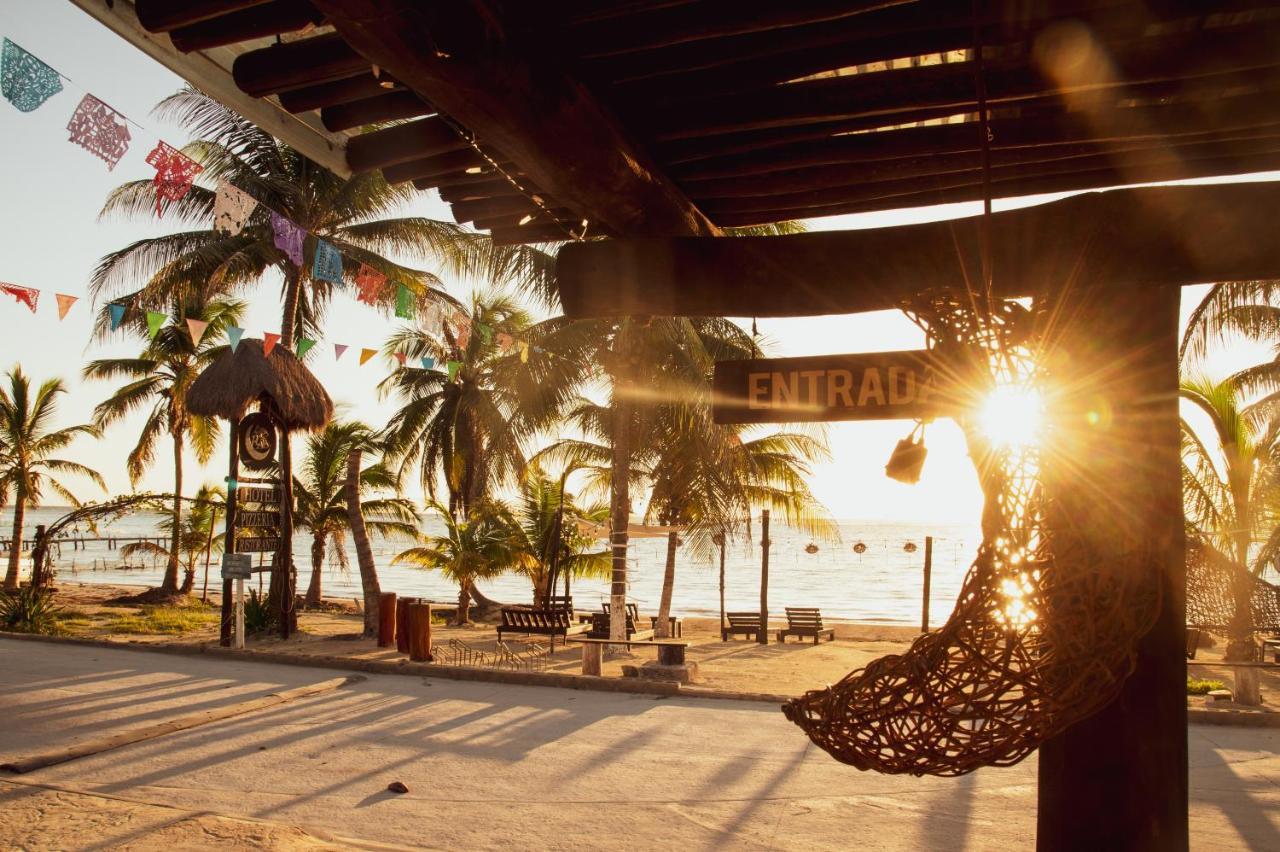 Hotel Luna De Plata Mahahual Exterior photo