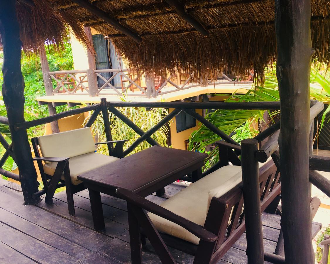 Hotel Luna De Plata Mahahual Exterior photo