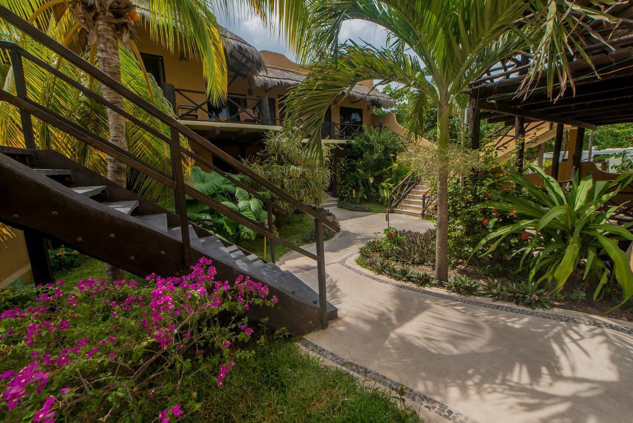 Hotel Luna De Plata Mahahual Exterior photo