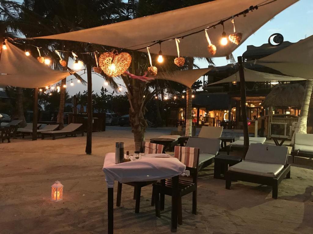 Hotel Luna De Plata Mahahual Exterior photo